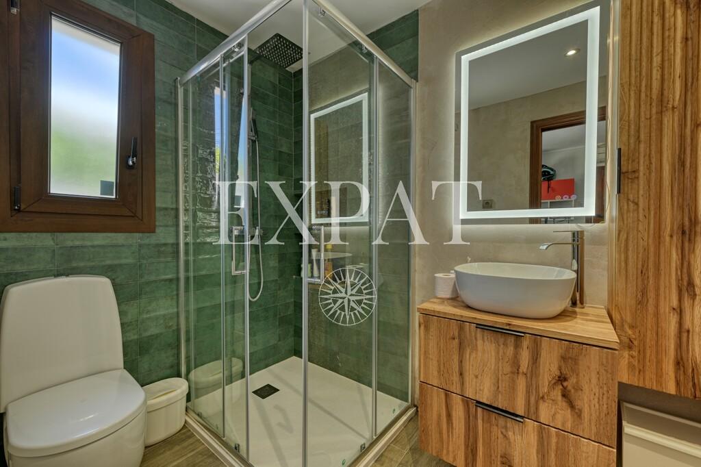 Villa for Sale in Benalmádena