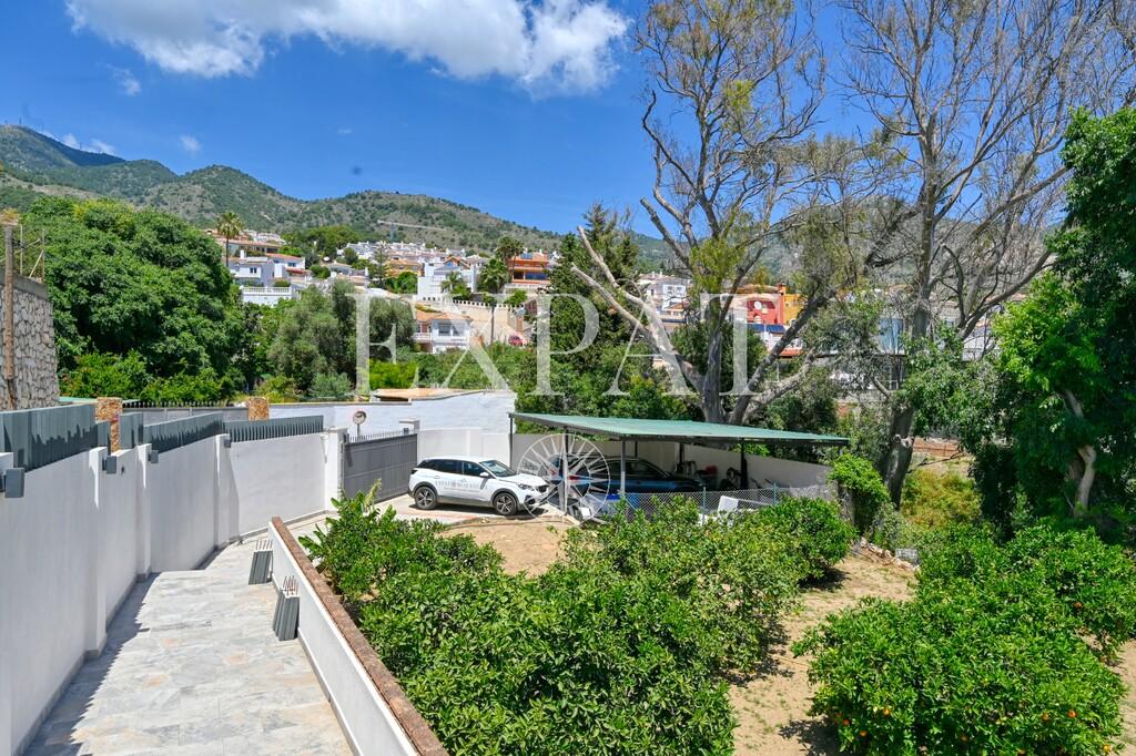 Villa for Sale in Benalmádena