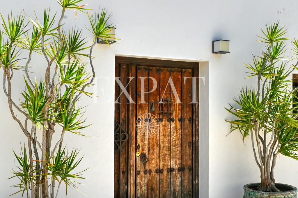 Villa for Sale in Benalmádena