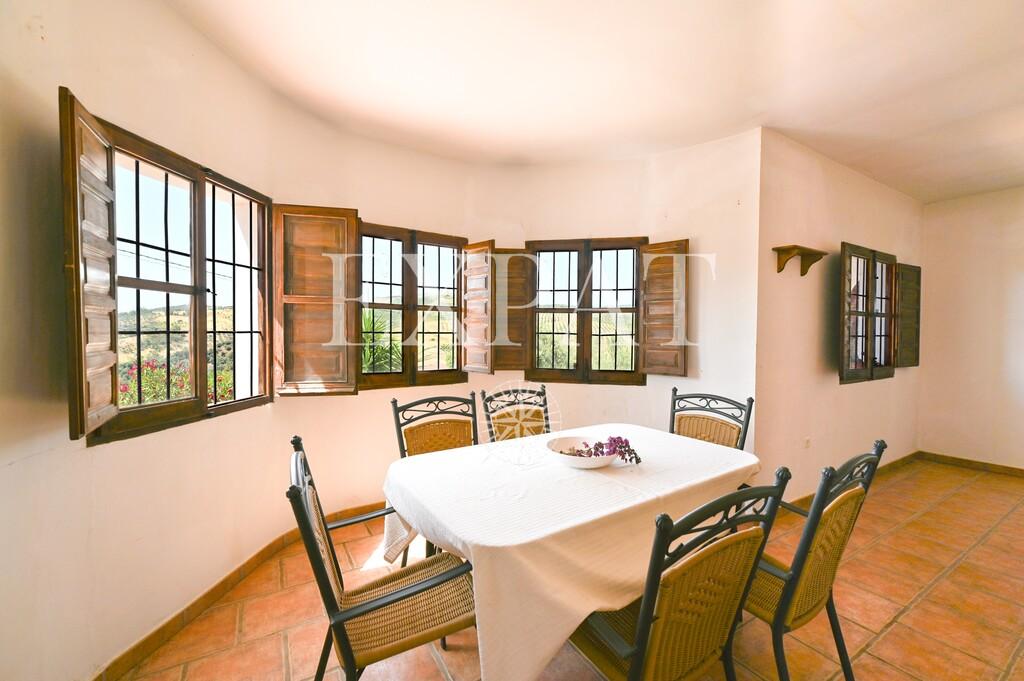 House for Sale in Periana