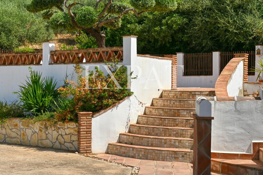 House for Sale in Periana