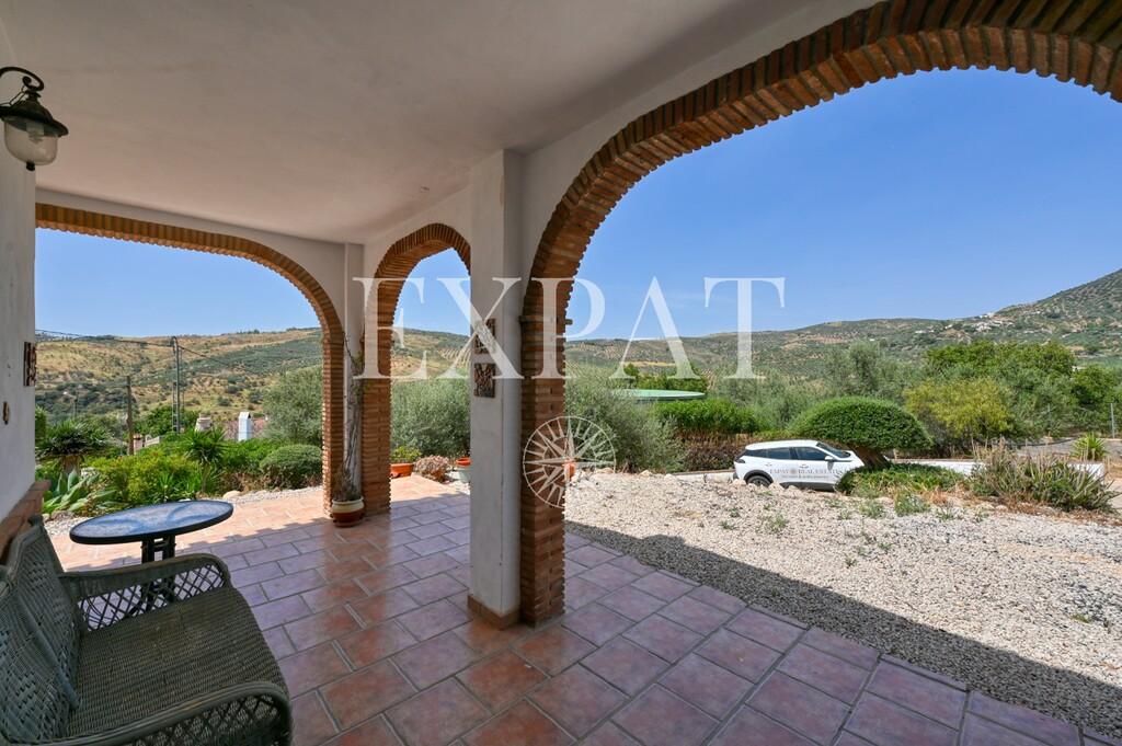 House for Sale in Periana