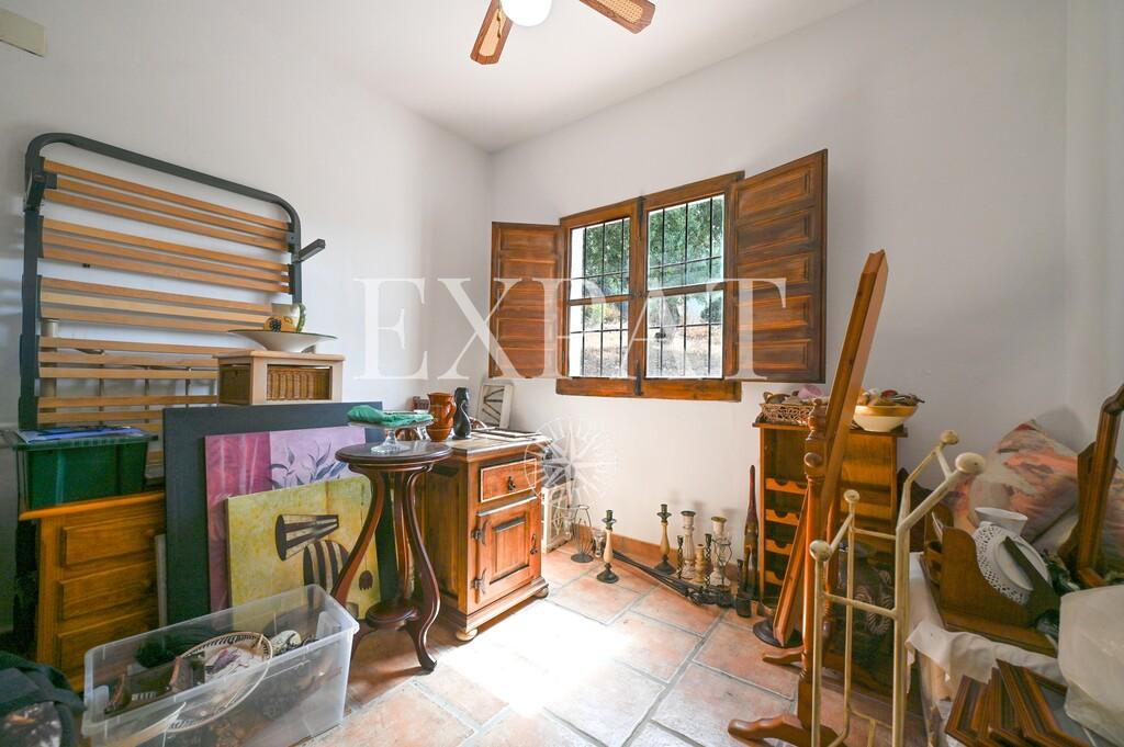 House for Sale in Periana