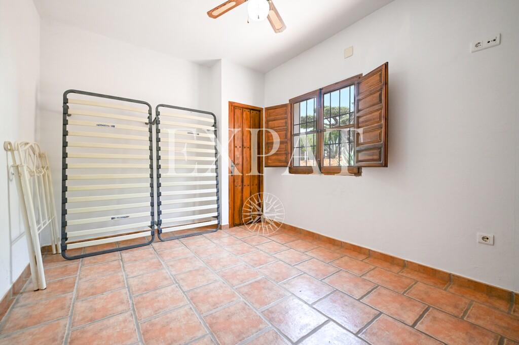 House for Sale in Periana
