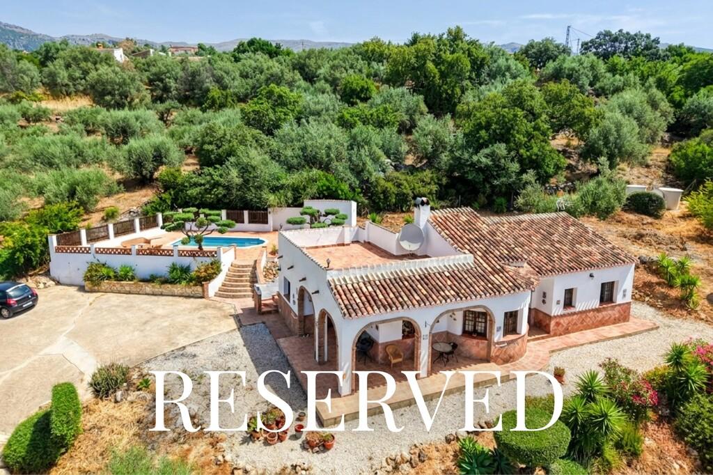 House for Sale in Periana