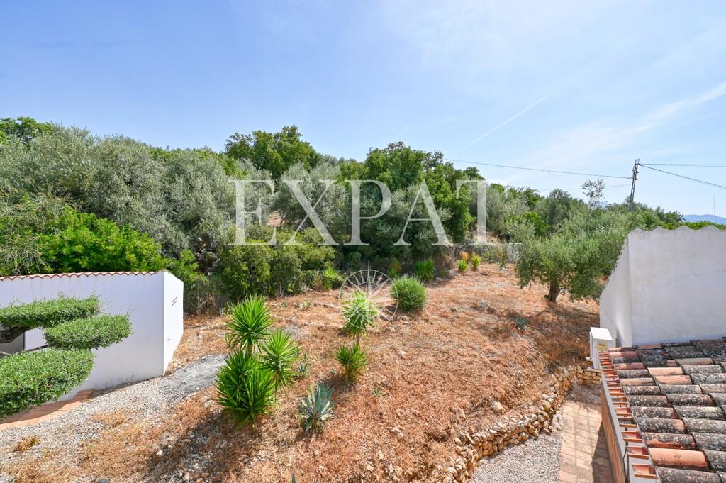 House for Sale in Periana
