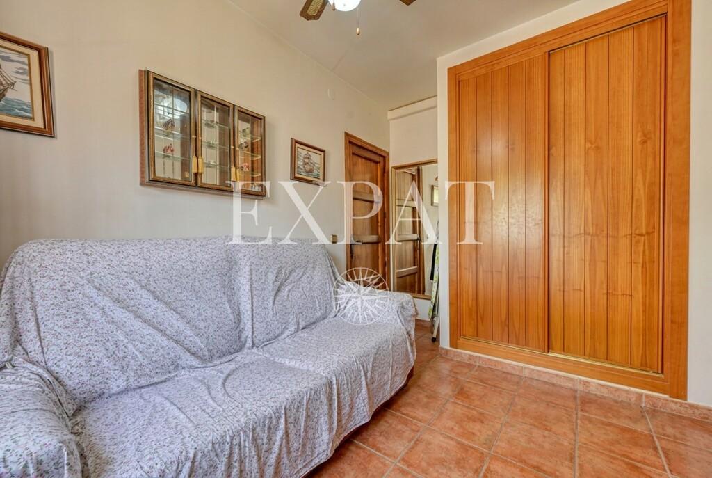 House for Sale in Sayalonga