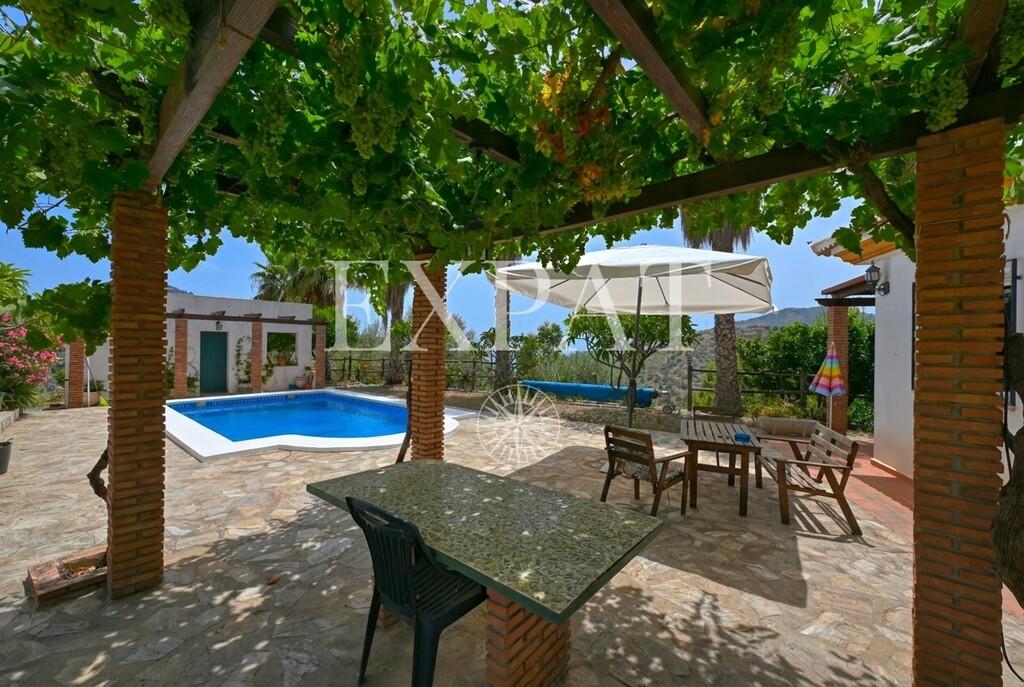 House for Sale in Sayalonga