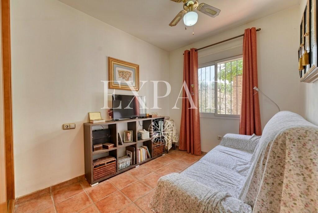 House for Sale in Sayalonga