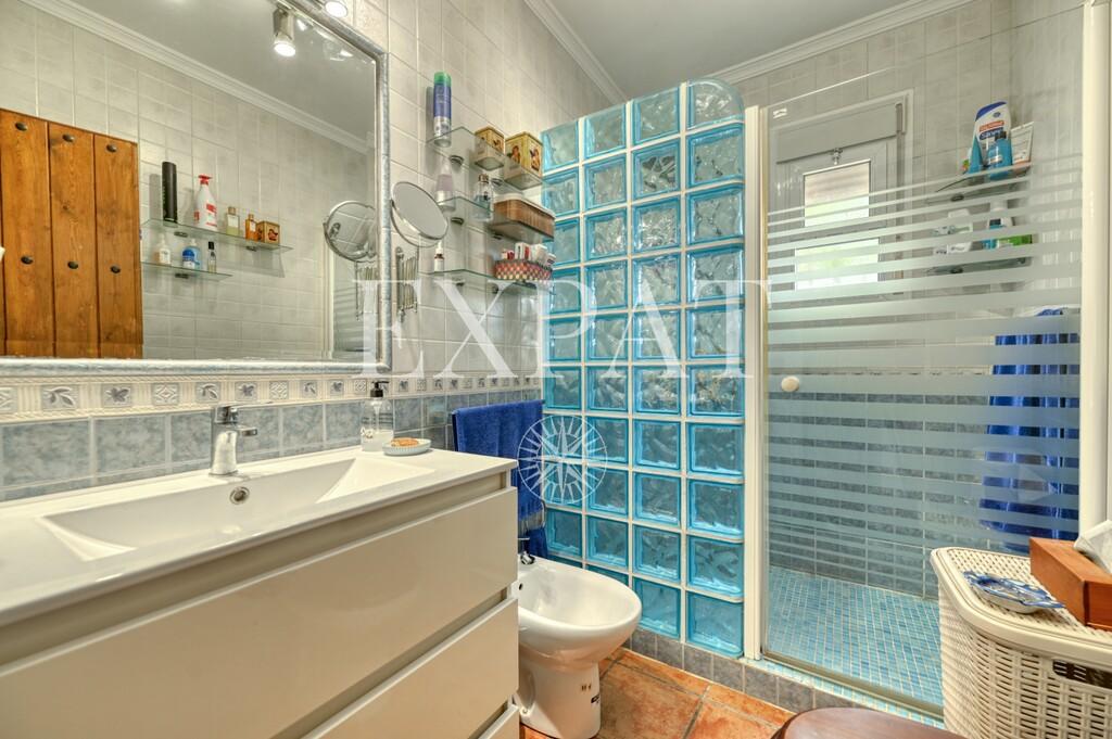 House for Sale in Sayalonga