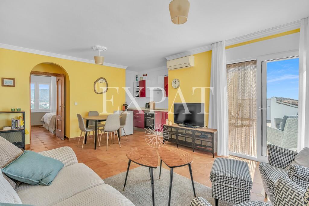 Villa for Sale in Almayate