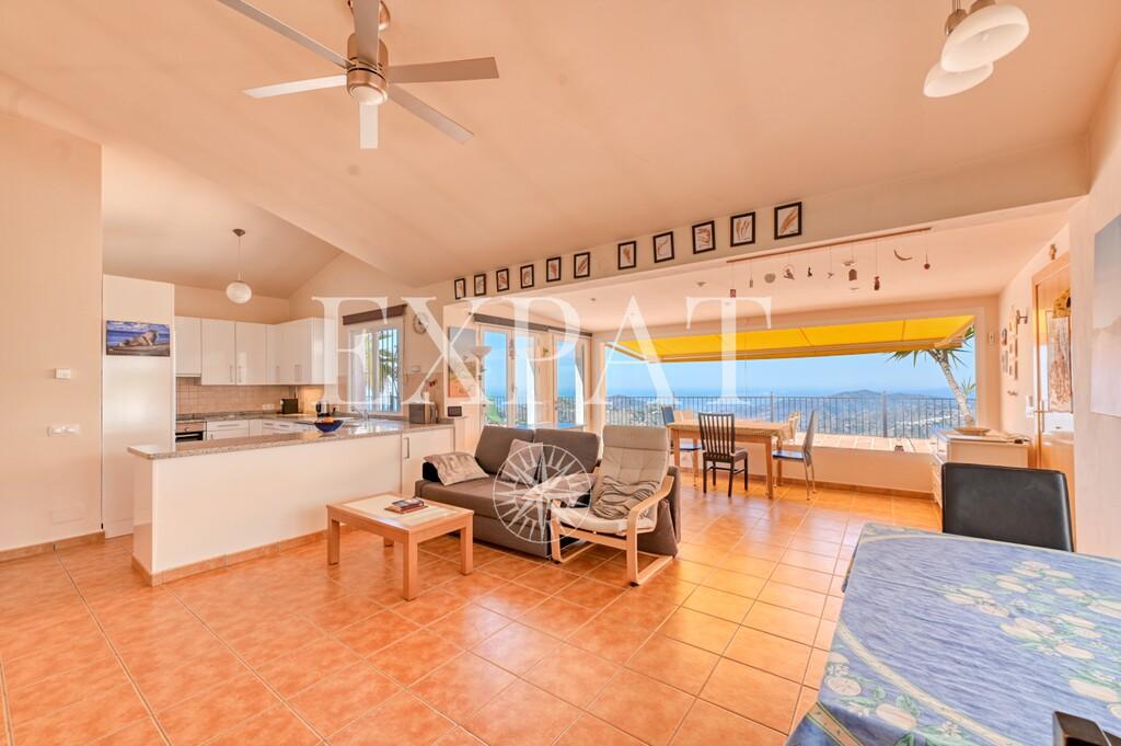 House for Sale in Cómpeta