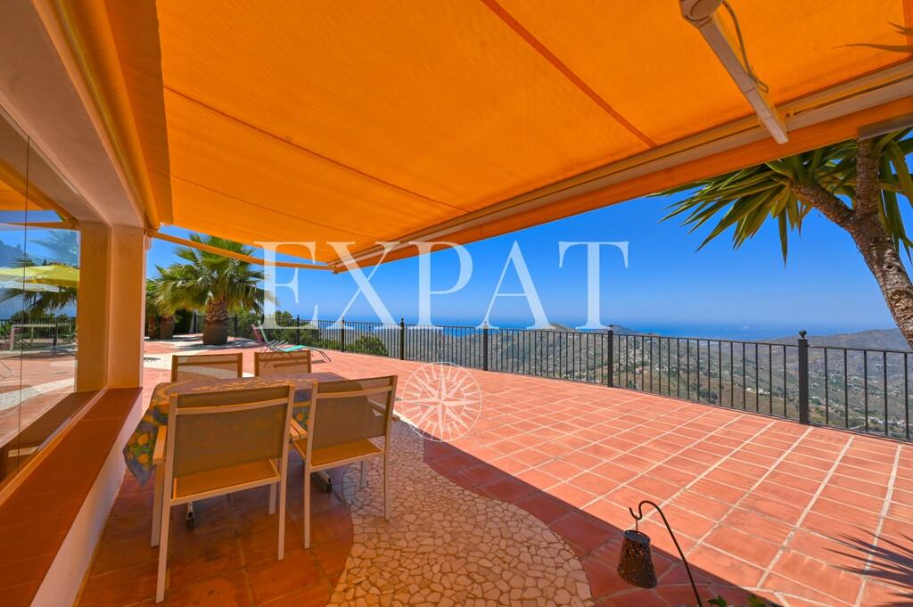 House for Sale in Cómpeta