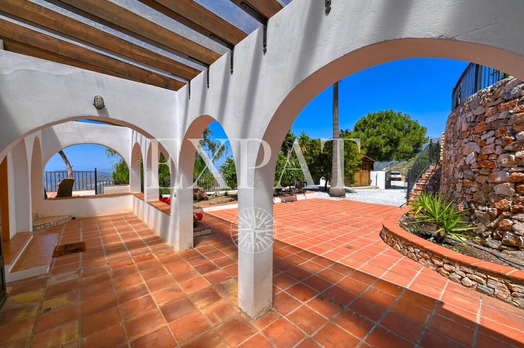 House for Sale in Cómpeta
