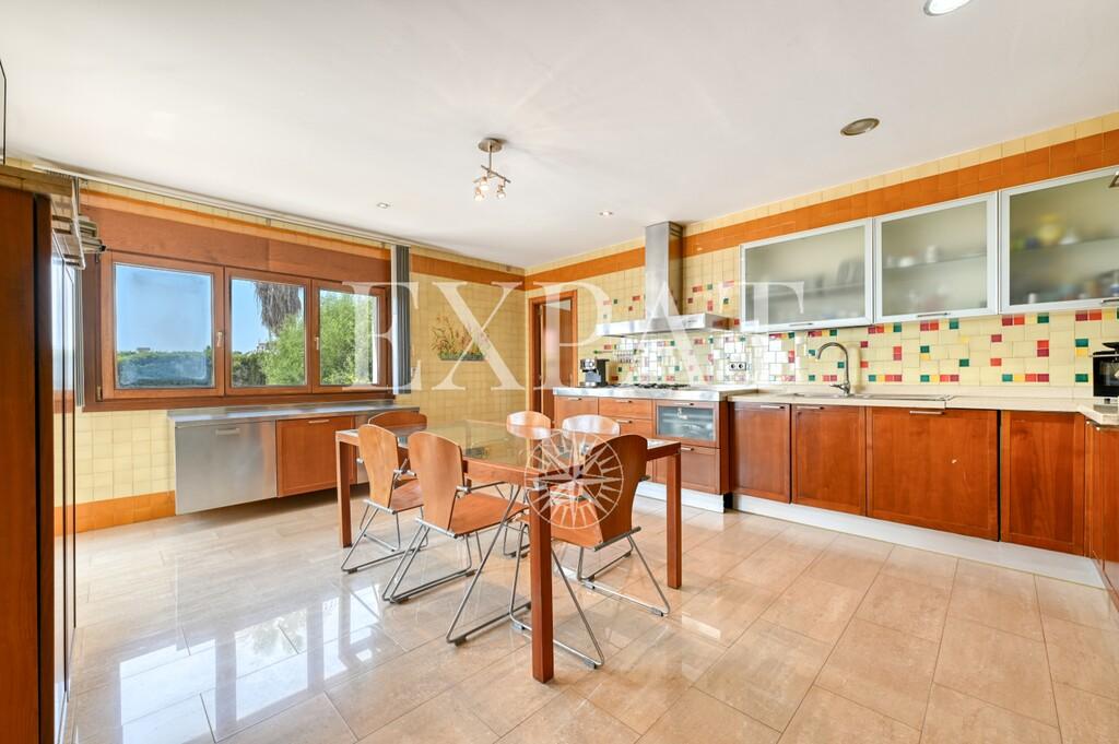 Villa for Sale in Málaga