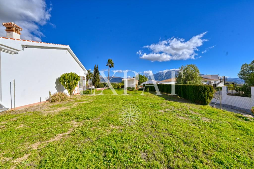 House for Sale in Viñuela