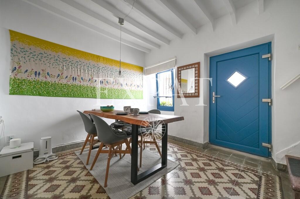House for Sale in Sayalonga