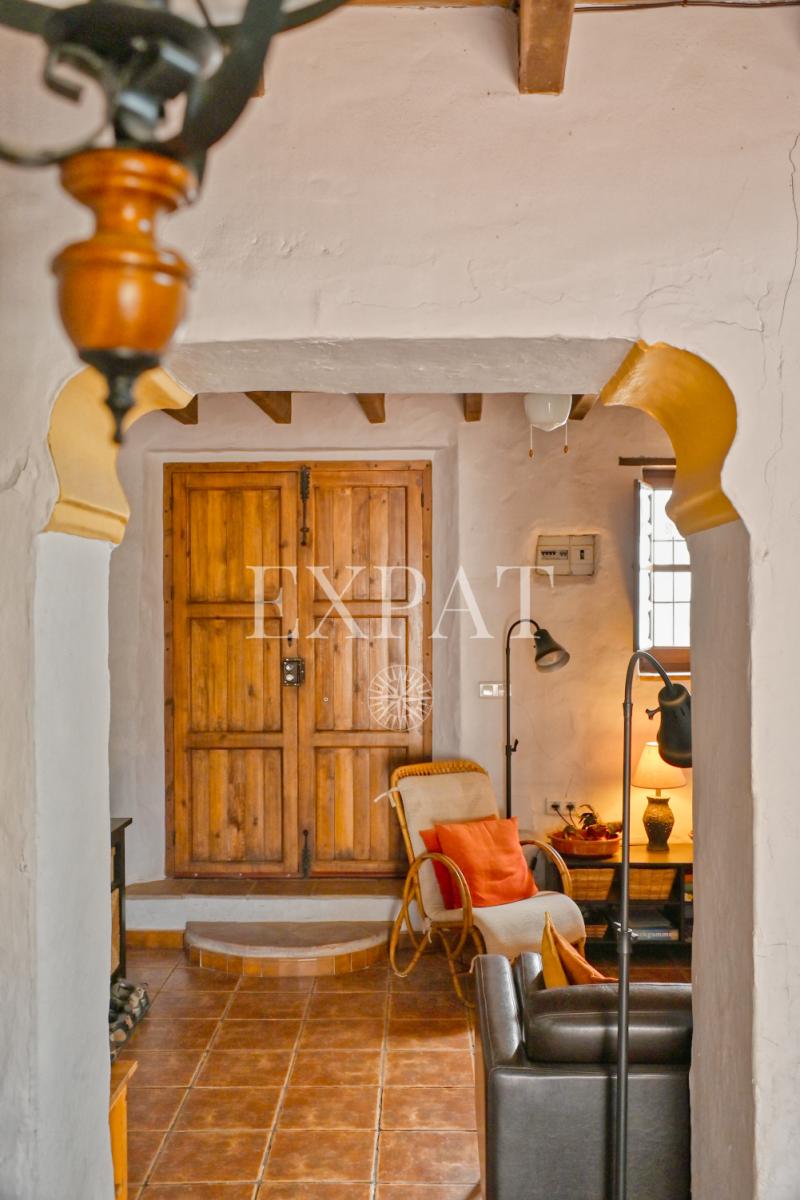 House for Sale in Almáchar