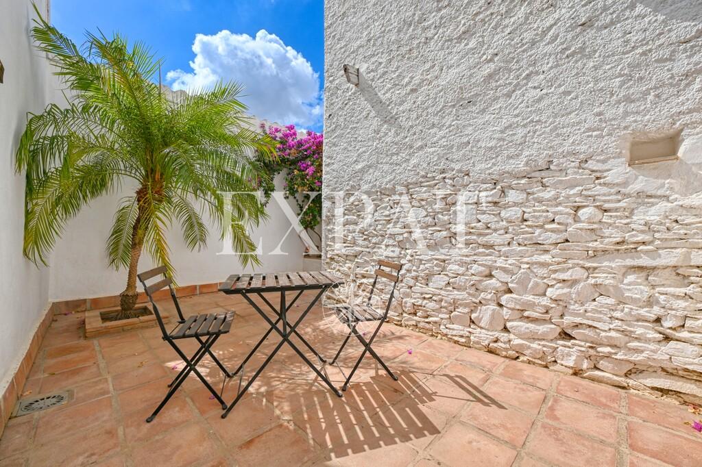 House for Sale in Almáchar
