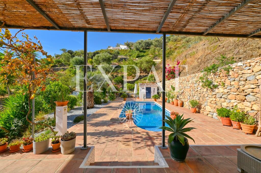 Casa en Venta en Cómpeta