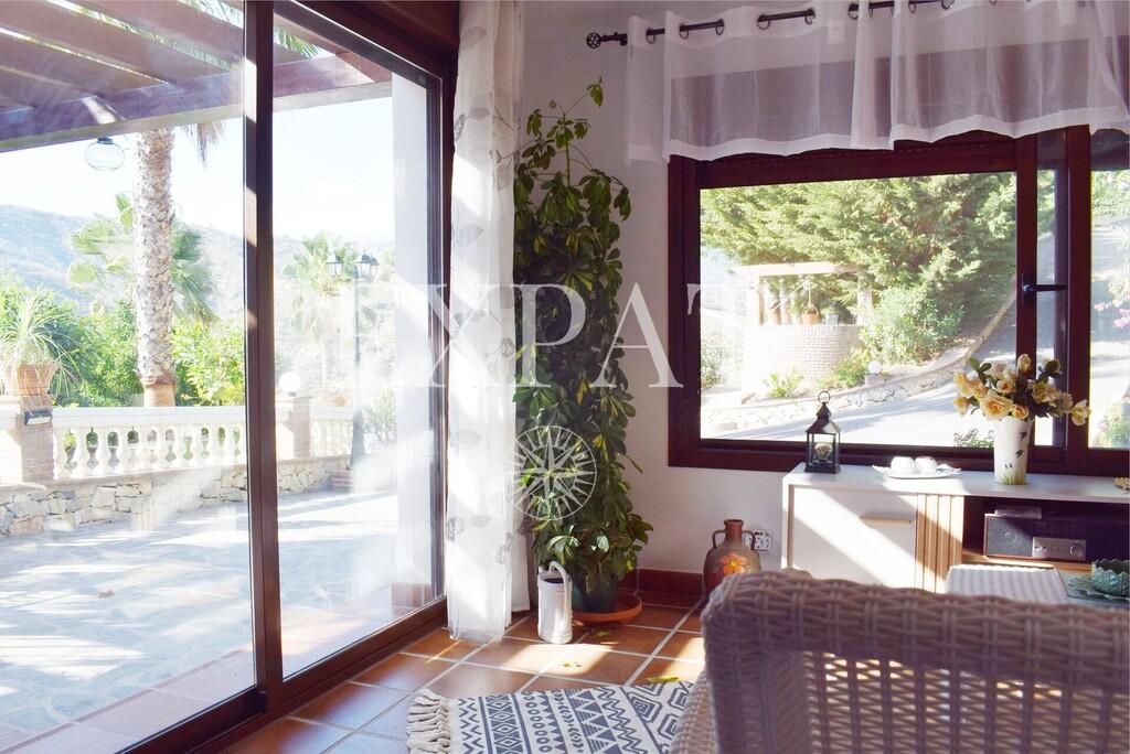 Casa en Venta en Cómpeta