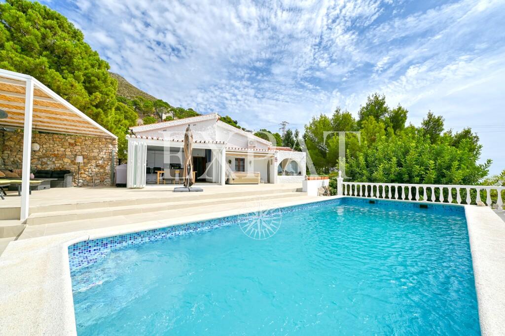 House for Sale in Cómpeta