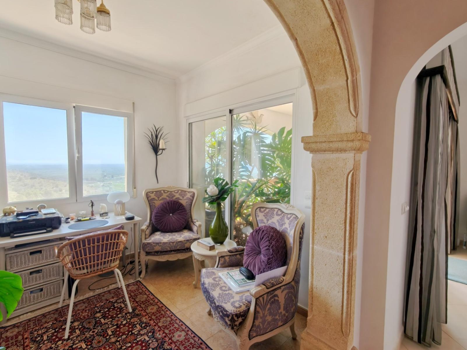 Villa for Sale in Pego