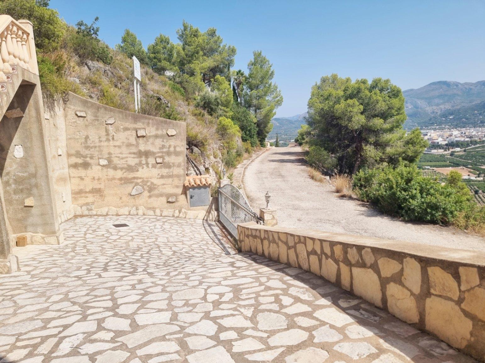 Villa for Sale in Pego