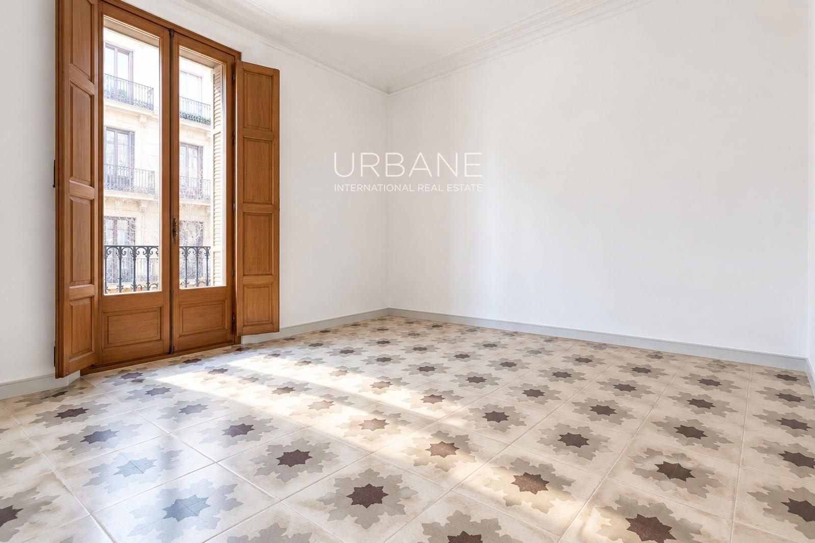 Flat for Sale in Barcelona