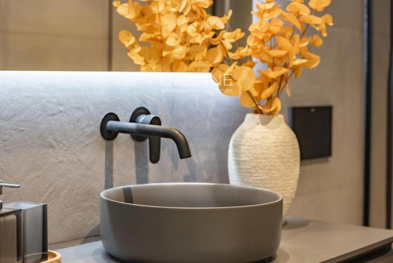 Flat for Sale in Barcelona