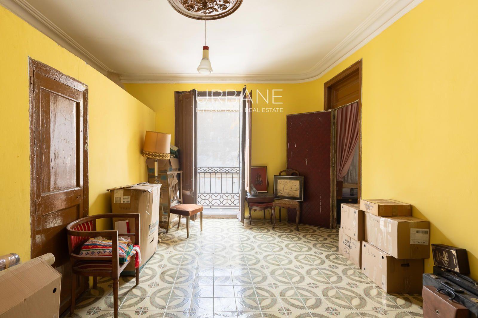 Flat for Sale in Barcelona