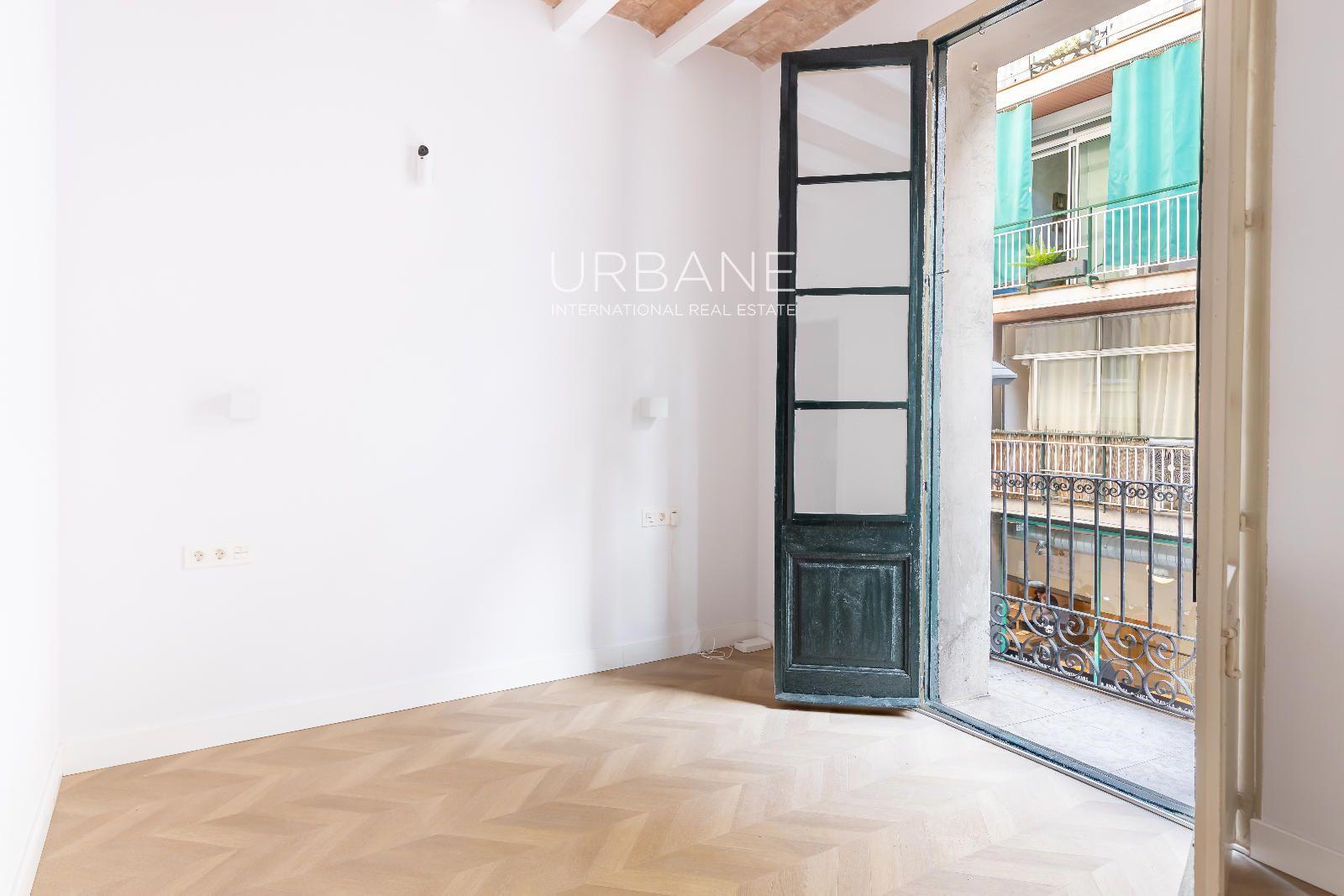Flat for Sale in Barcelona