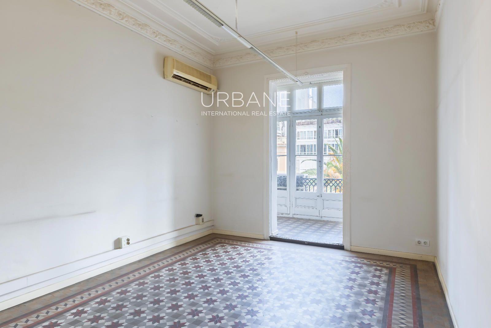 Flat for Sale in Barcelona