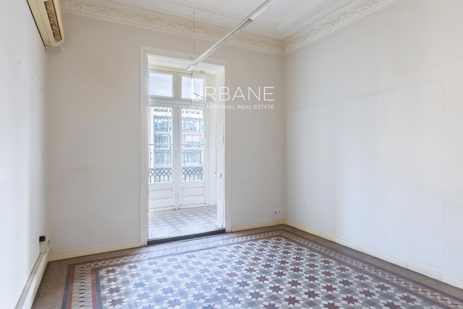Flat for Sale in Barcelona