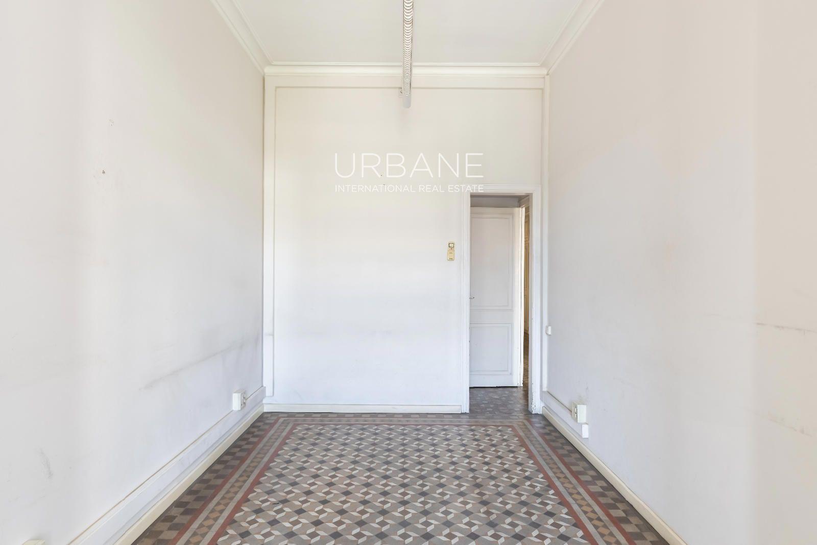 Flat for Sale in Barcelona