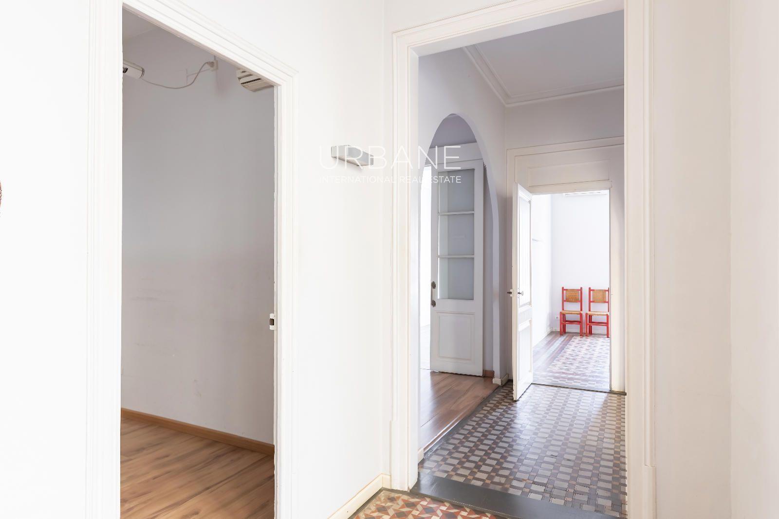 Flat for Sale in Barcelona
