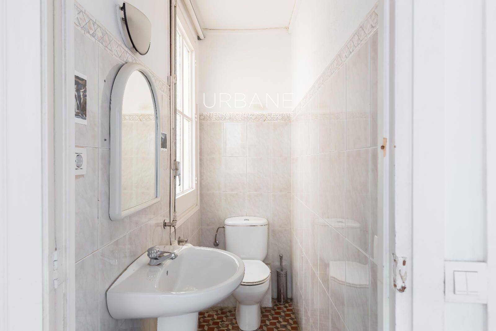 Flat for Sale in Barcelona