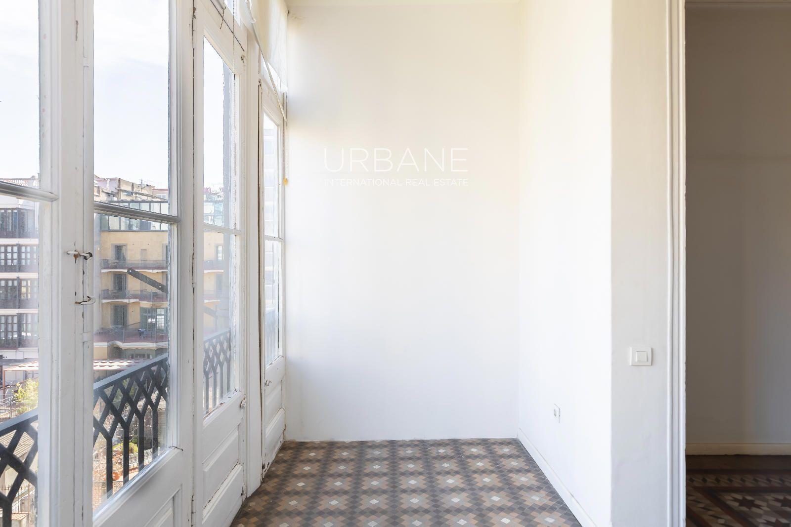 Flat for Sale in Barcelona