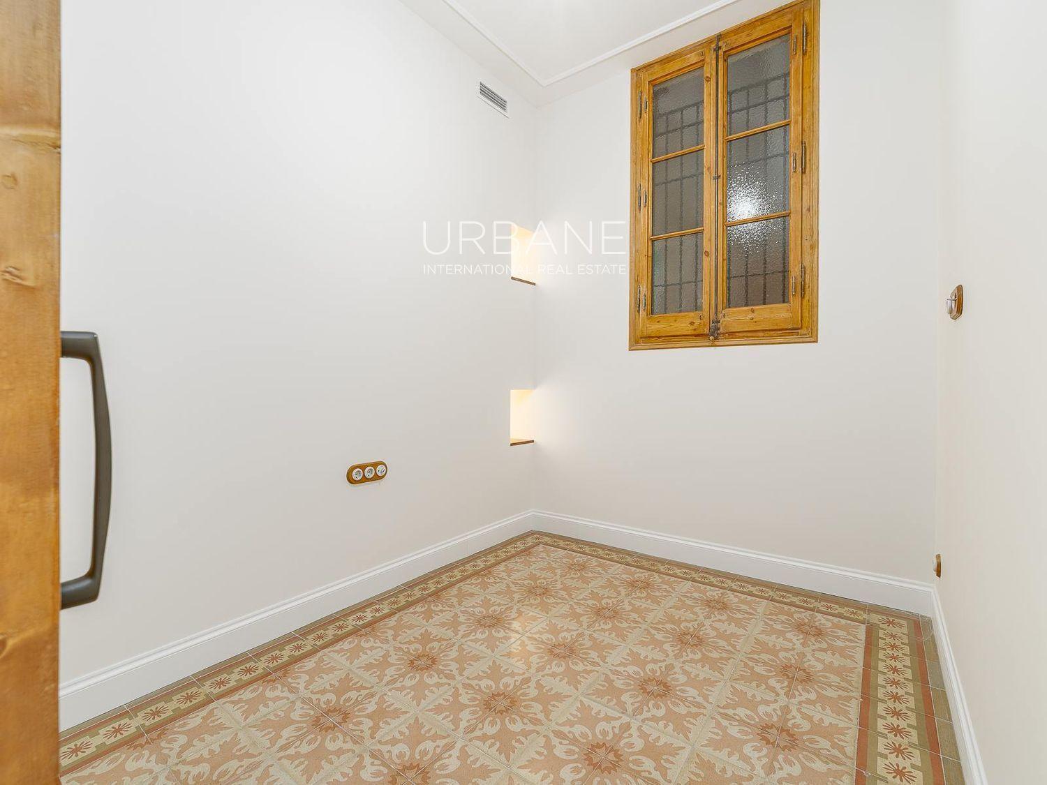 Flat for Sale in Barcelona
