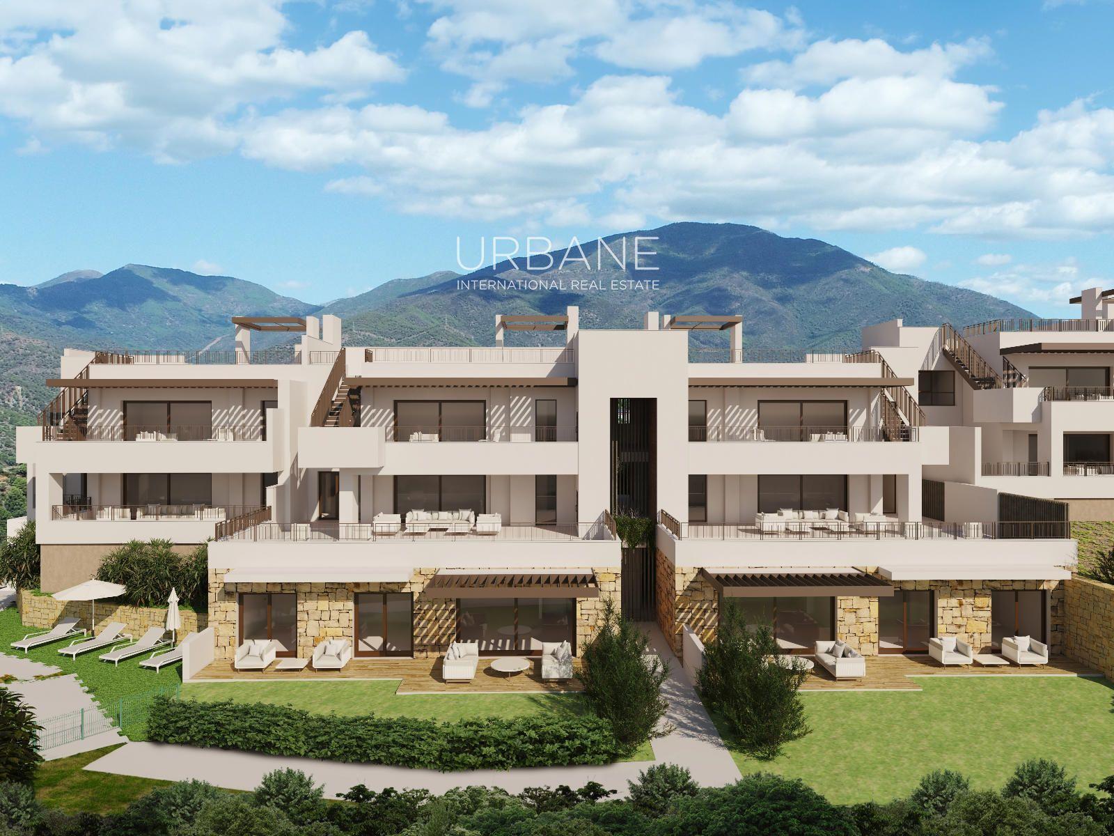 Flat for Sale in Istán
