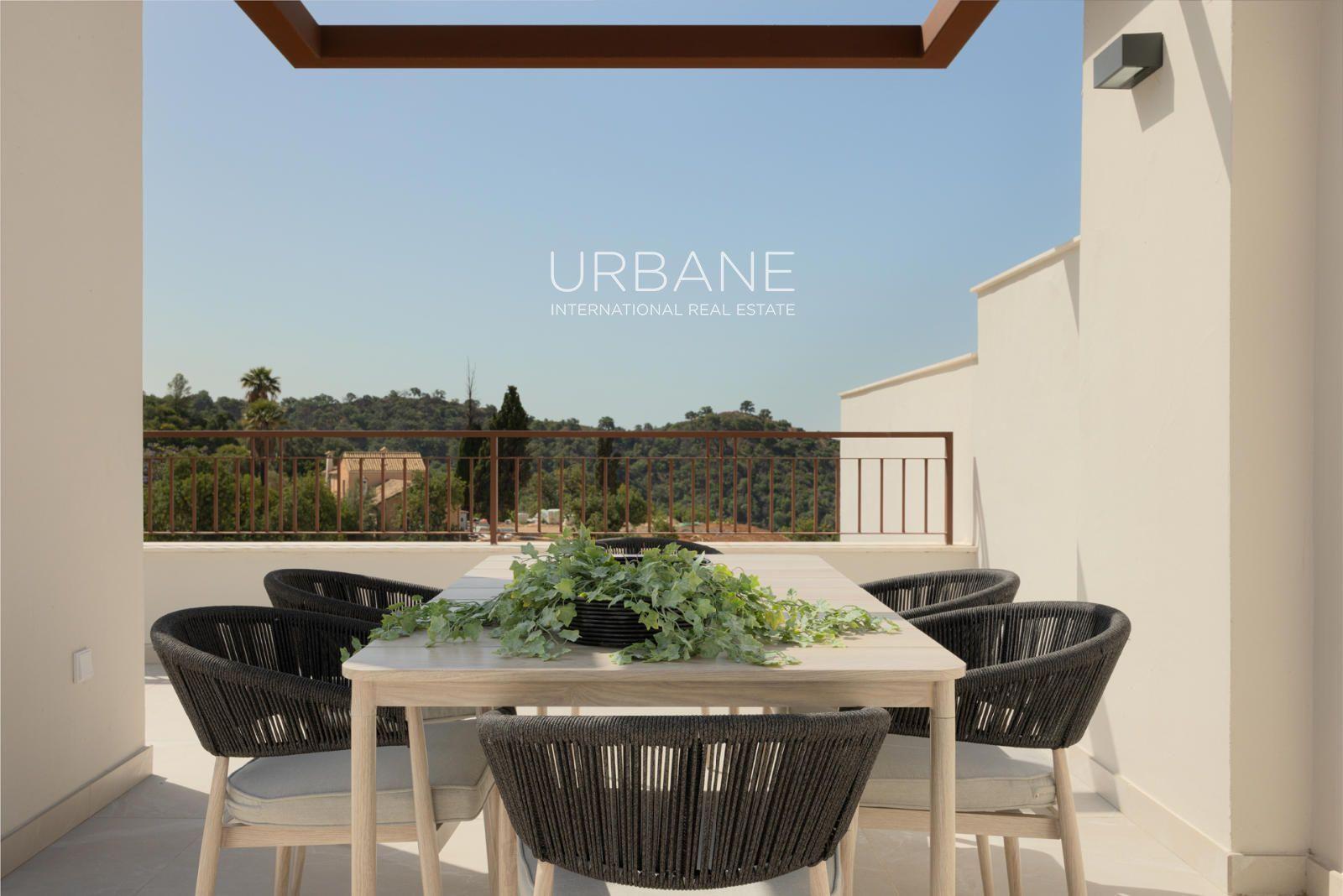 Flat for Sale in Istán