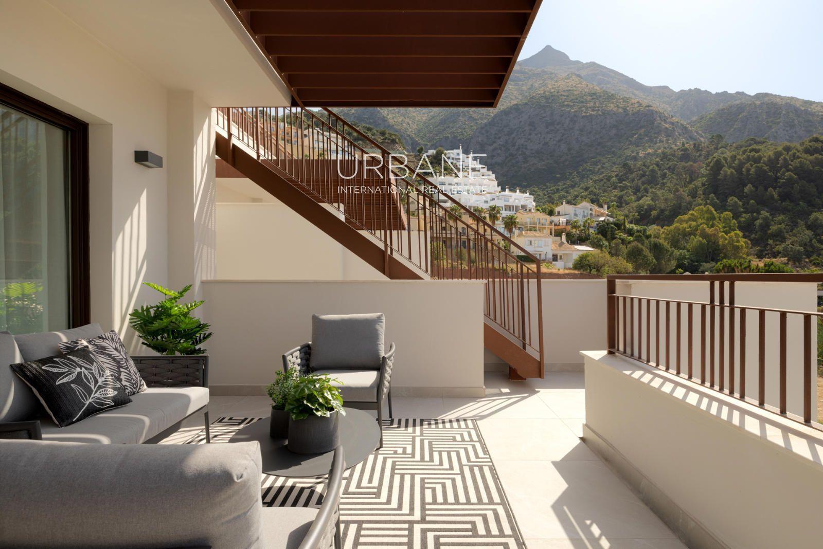 Flat for Sale in Istán