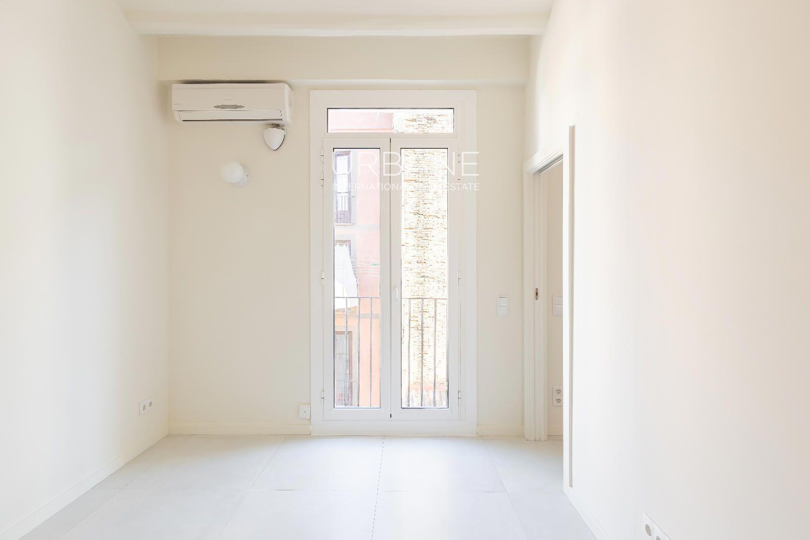 Flat for Sale in Barcelona