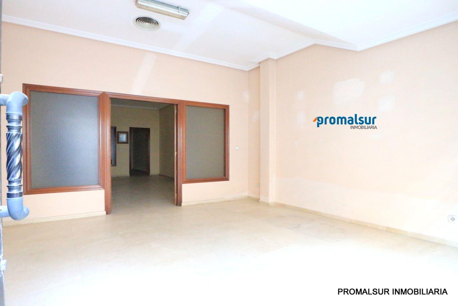 Premise for Rent in Puente Genil