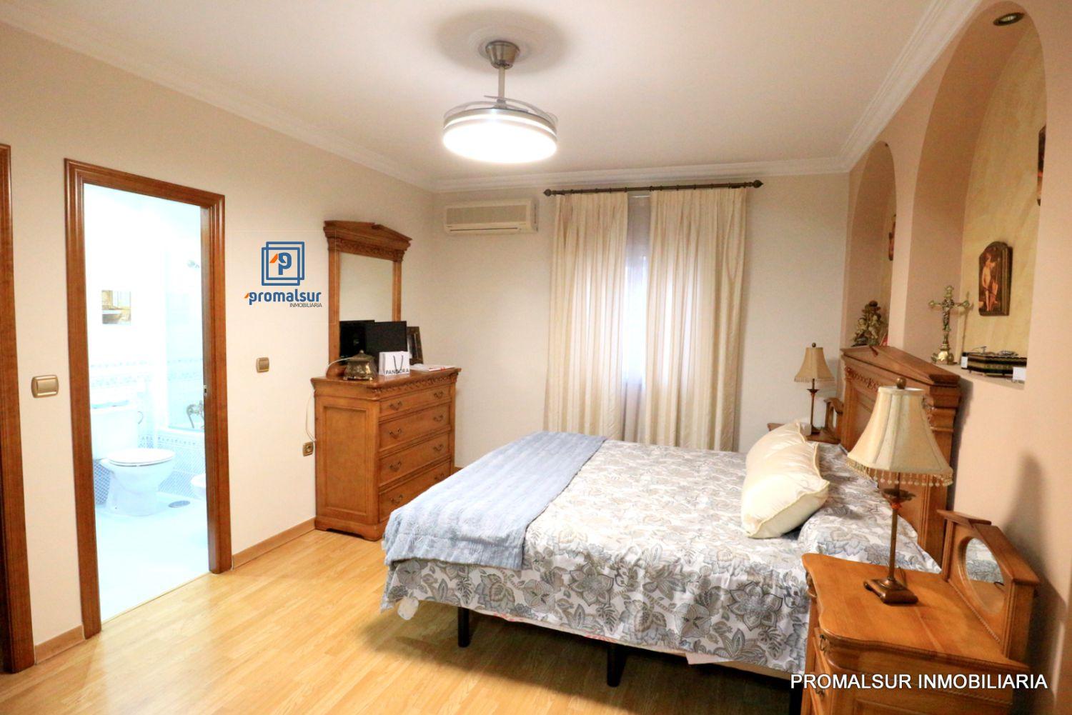 Flat for Sale in Écija