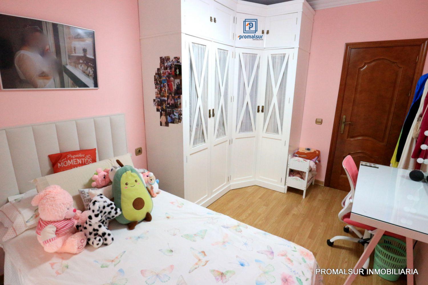 Flat for Sale in Écija