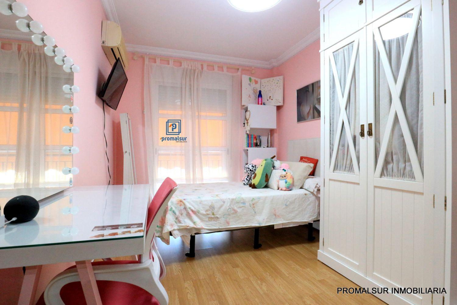 Flat for Sale in Écija