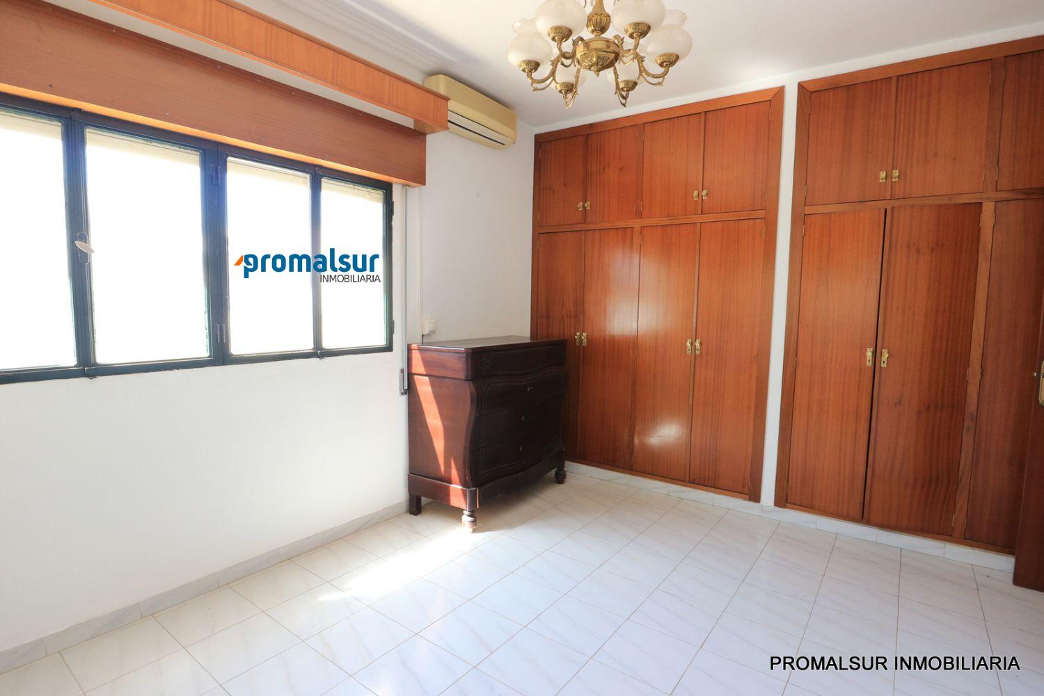 House for Sale in Puente Genil