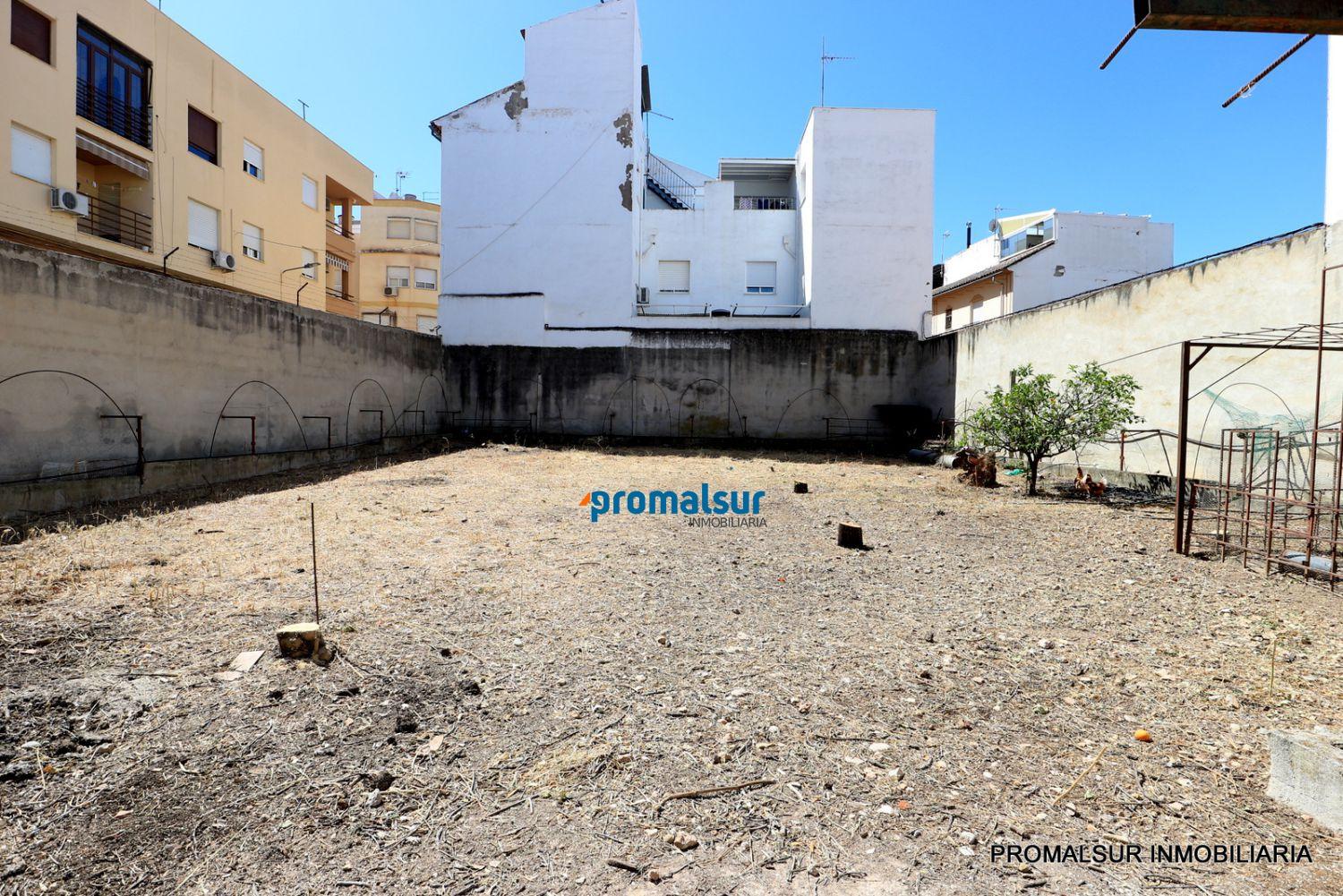 House for Sale in Puente Genil