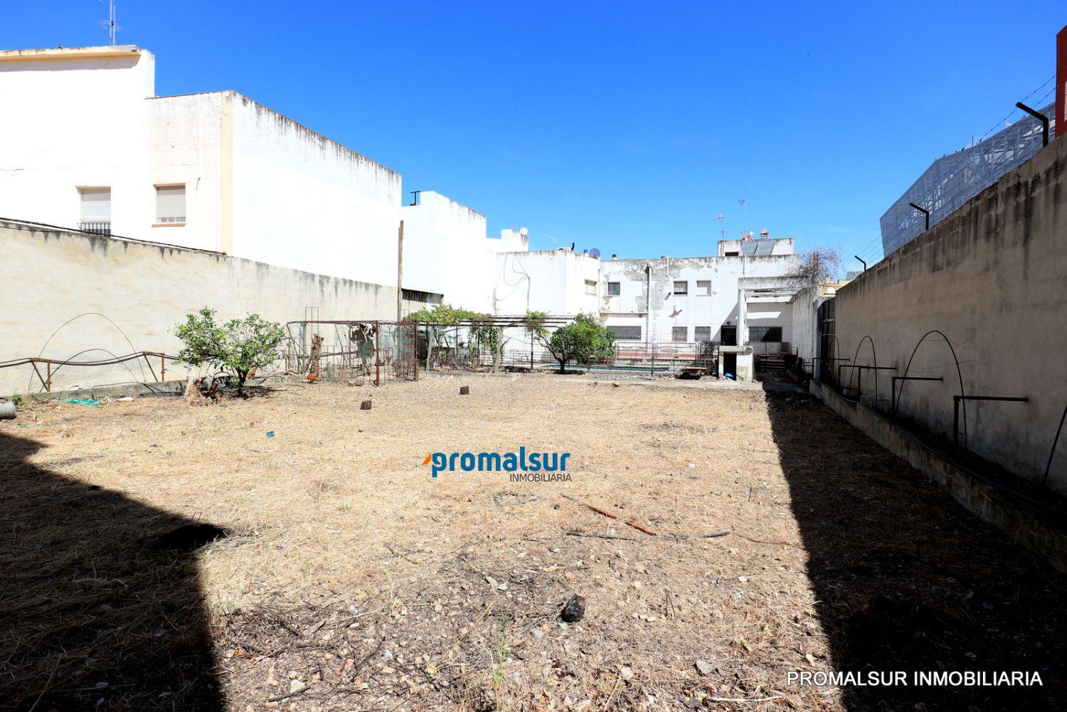 House for Sale in Puente Genil